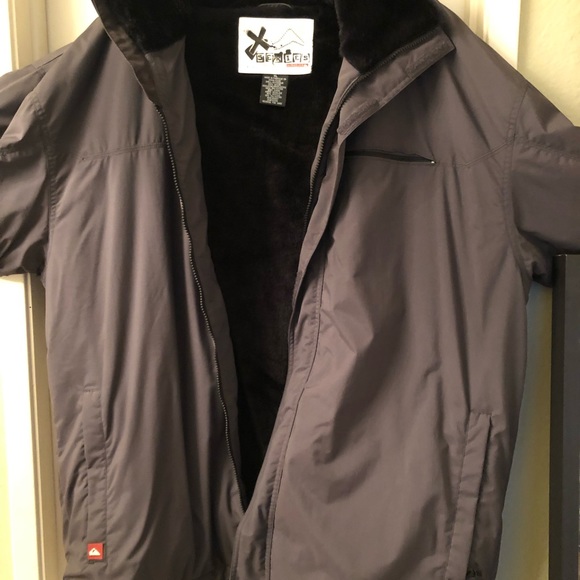 Snowboarding jacket - Picture 2 of 3
